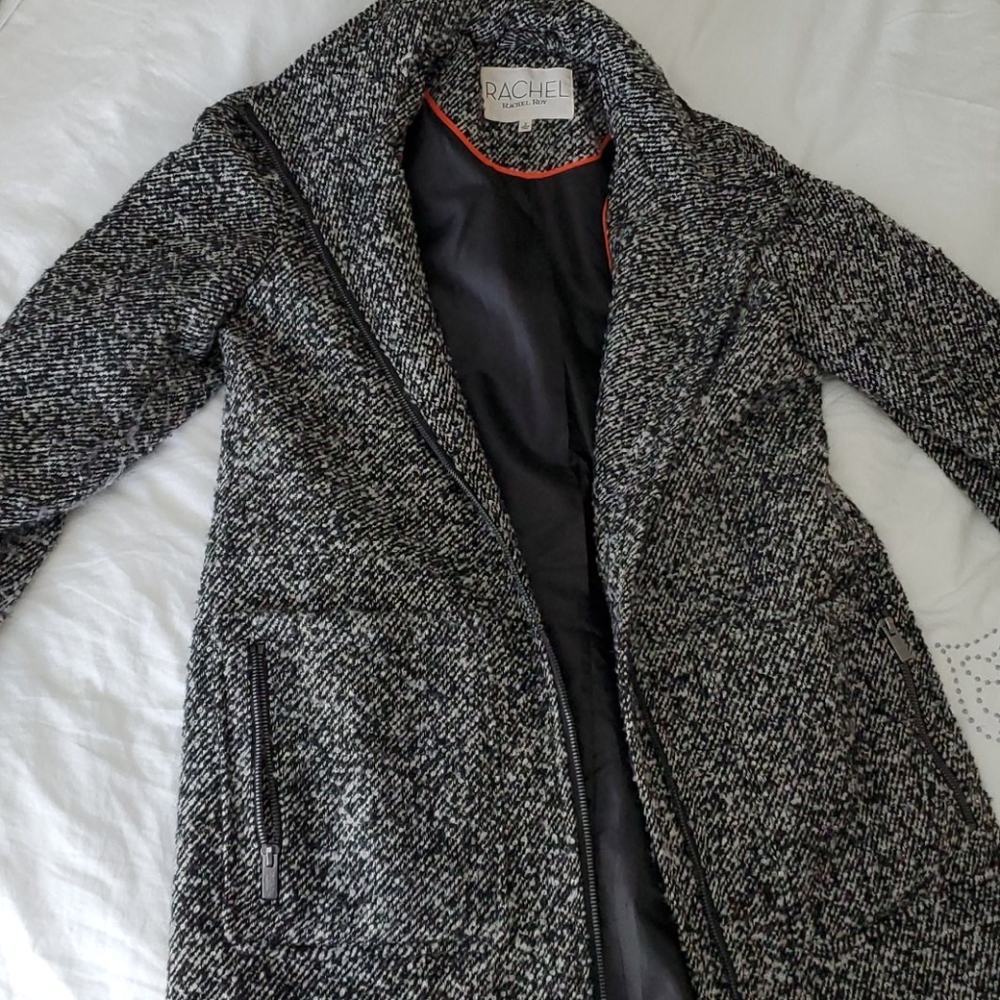 Coat - Picture 2 of 4